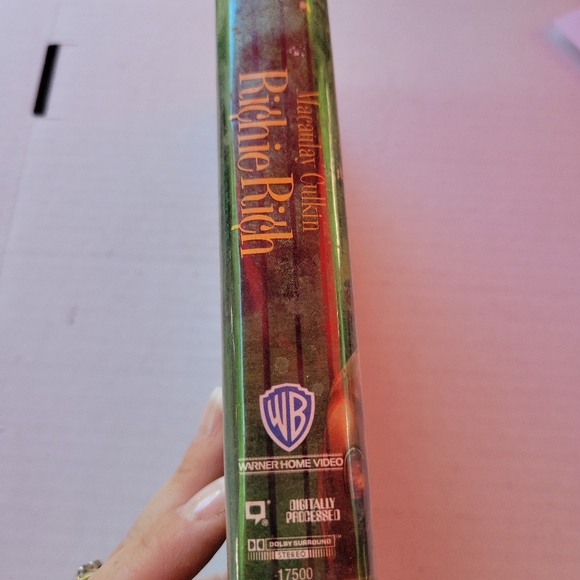 Richie Rich VHS - Picture 4 of 4